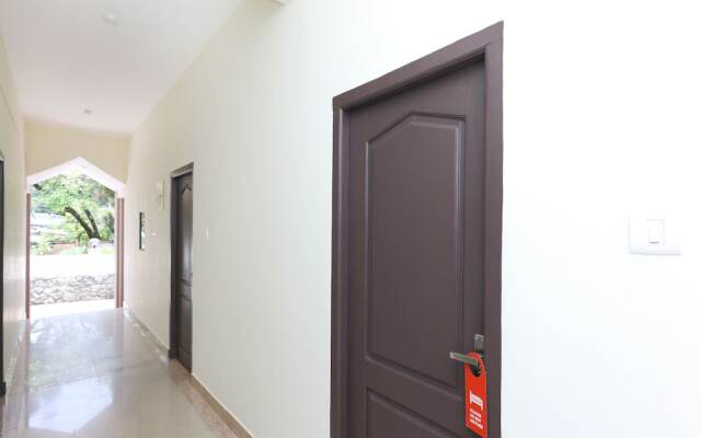 OYO 13838 Ramana Holiday Inn
