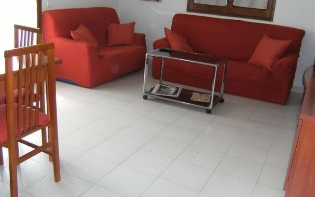 Apartamento familiar con piscina comunitaria