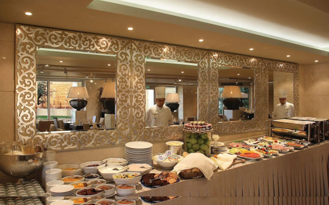 Divani Escape- Adults only