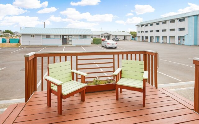 Windjammer Condos