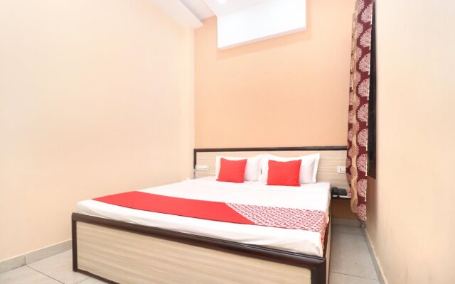 Pryag Guest House By OYO Rooms