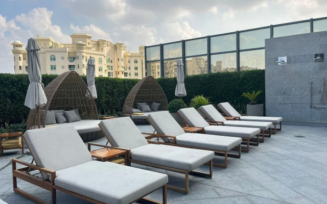 Captivating 2-bed Apartment in Dubai
