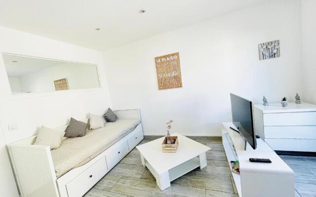 Suquet Beach Center - 10m walk from Palace 100m beach