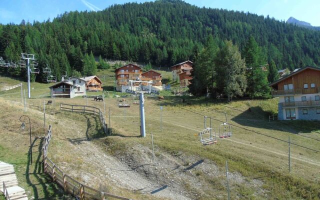 Lou Services Apartment CC137 LSI 001