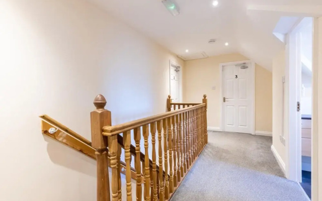 Beautiful 3BD Home Situated in Solihull