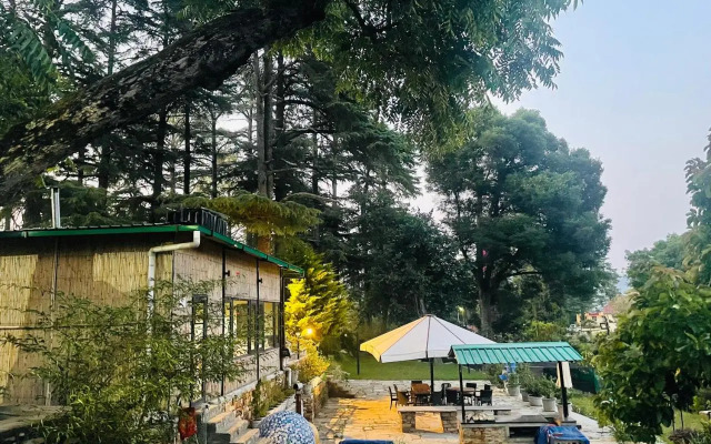 Deodar Homestay