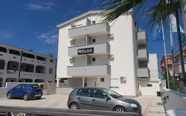 Ulcin Relax Apartments & Rooms