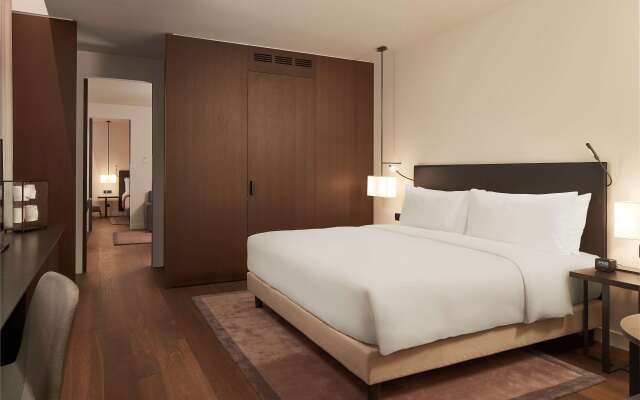 Hilton Lake Como Hotel