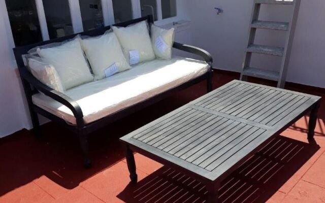 R&D Rest and Dream Capri