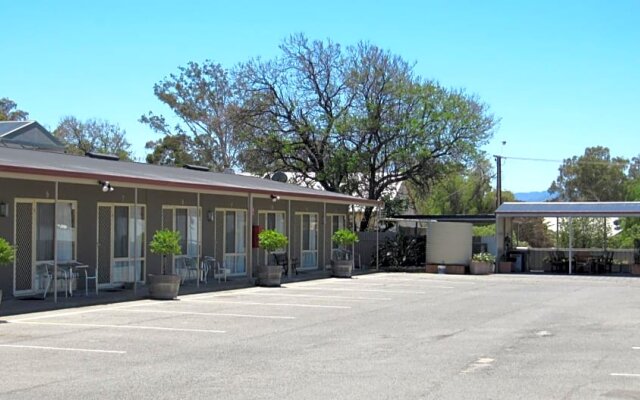 Augusta Courtyard Motel
