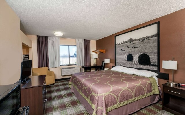 Super 8 Campbellsville KY