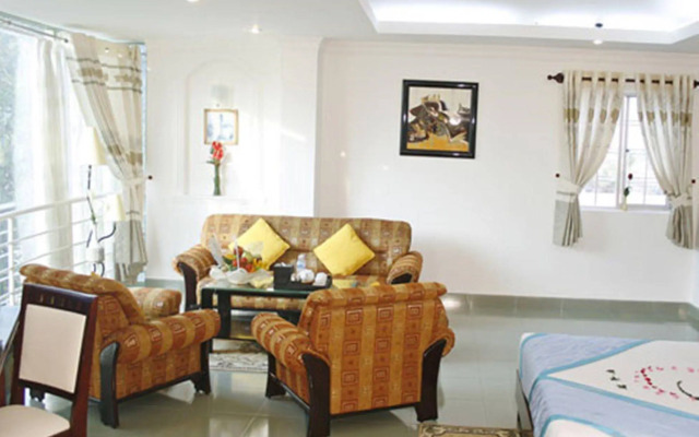 Universe Central Hotel Saigon