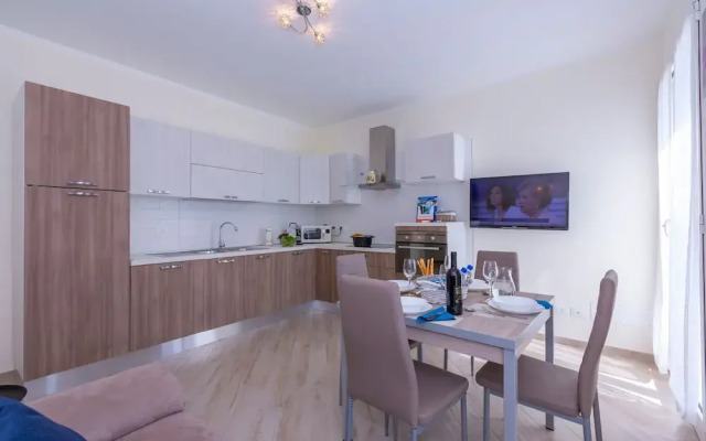 Serena 1 in Alassio With 2 Bedrooms and 2 Bathrooms