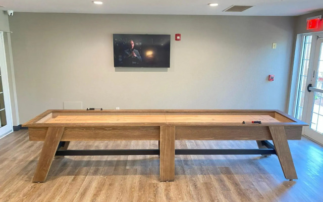 Candlewood Suites Bowling Green by IHG