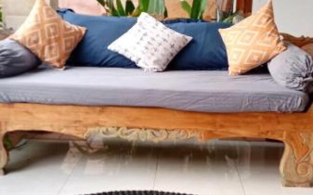 Kupu-kupu guest house