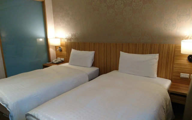 Paris Business Hotel