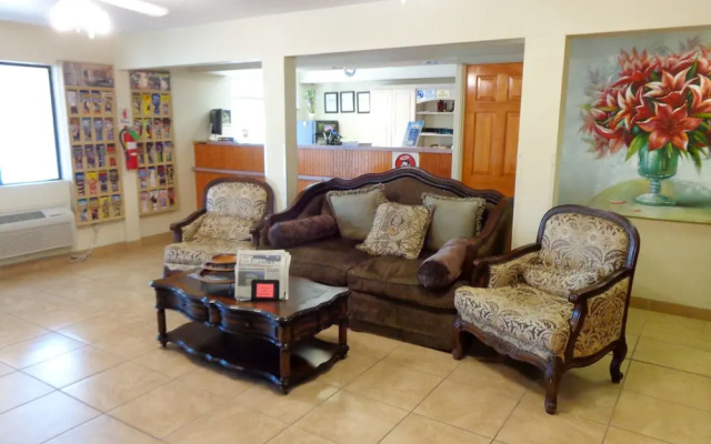 Motel 6-Saint Robert, MO