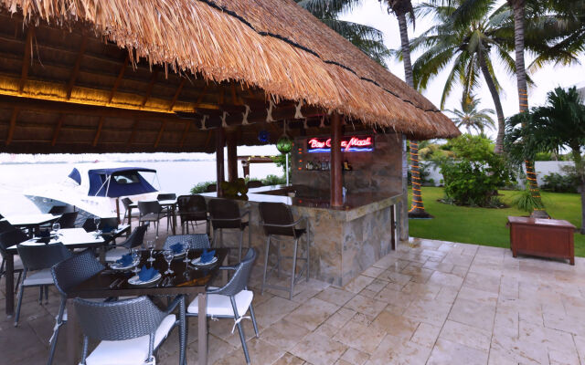 Sina Suites Cancún - Adults Only
