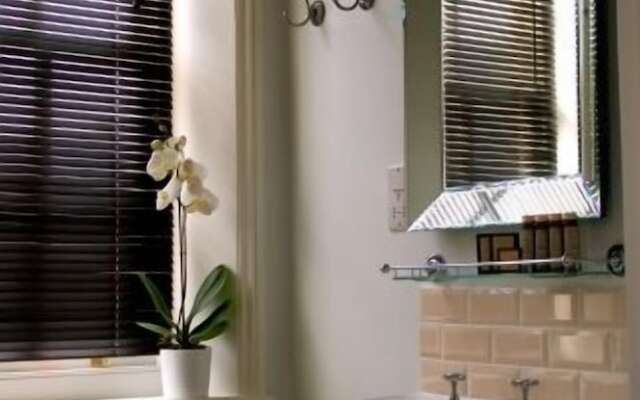 The Bridge House Boutique B&B