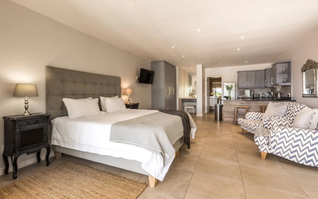 Sunrise Bay Self-Catering Accommodation