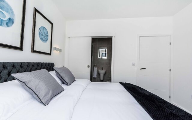 Royal Crescent Apartments Vittrum Suites