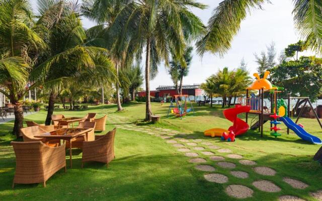 Mercury Phu Quoc Resort & Villas Hotel