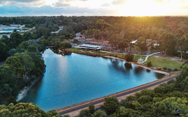 Eight Willows Retreat