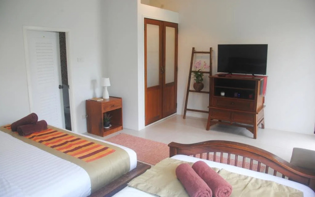 Baan Aroka Beach Front