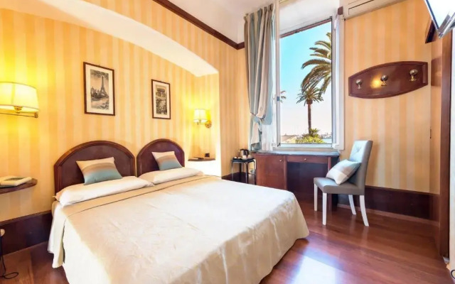 Hotel Mirò