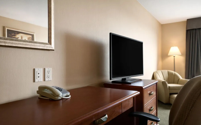 Ramada Clairmont/Grande Prairie