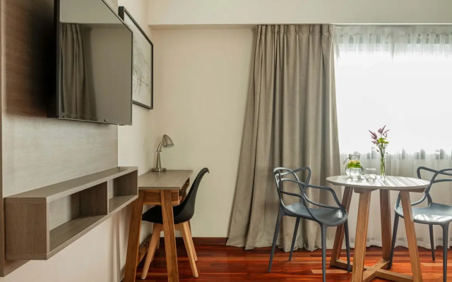 Argenta Tower Hotel & Suites