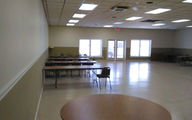 Paris Inn and Suites