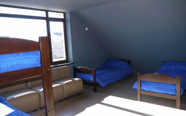 Moving Hostel Travel