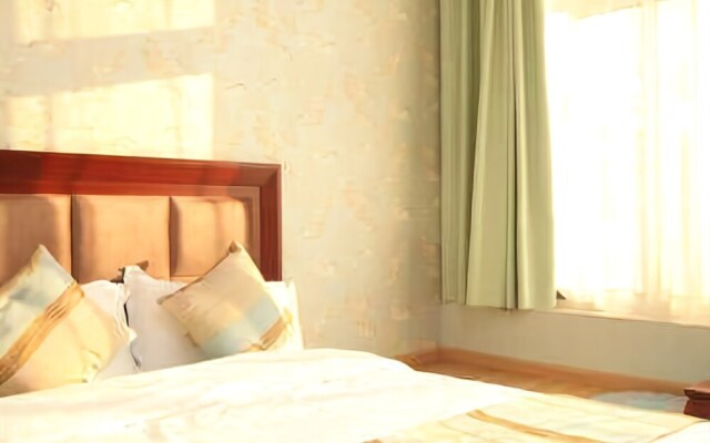 Chunxi Yujing Hotel