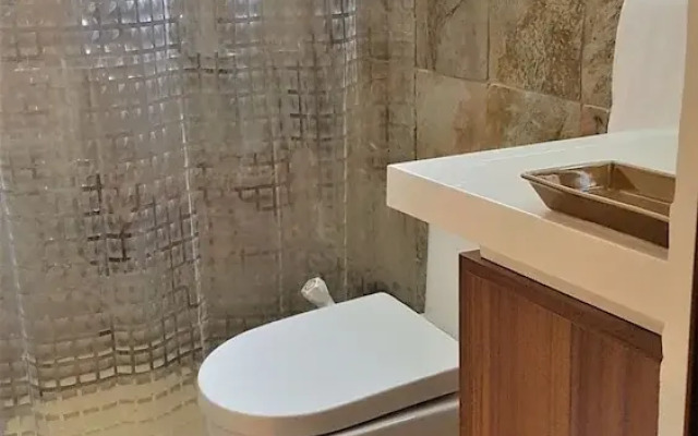 The Peak Tower Apartment