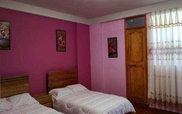 Cusco Hospedaje Living Traveling