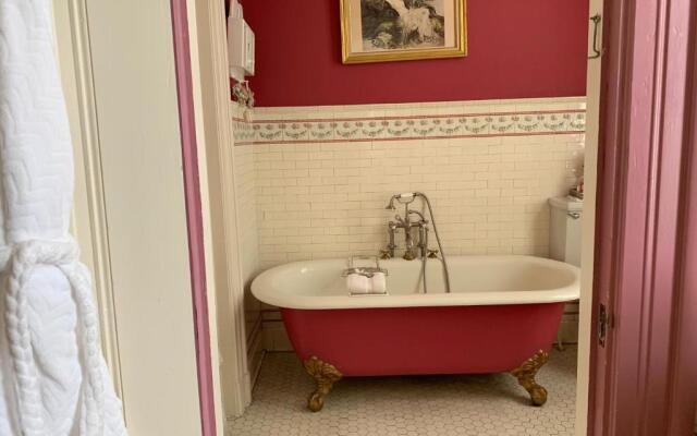 Susquehanna Manor Inn