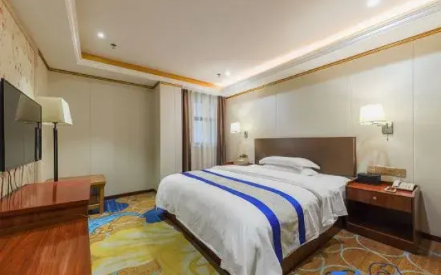 Huitong Business Hotel