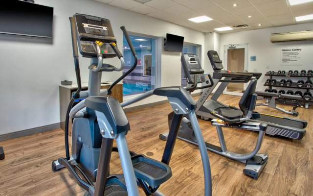 Holiday Inn Express & Suites Kingston Central by IHG