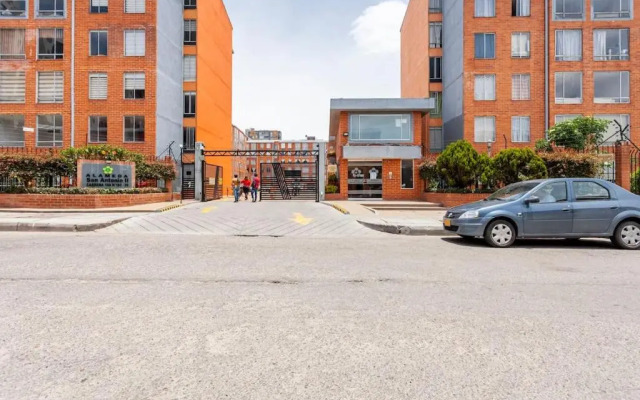 2 habitaciones sector C.Cial Santafe