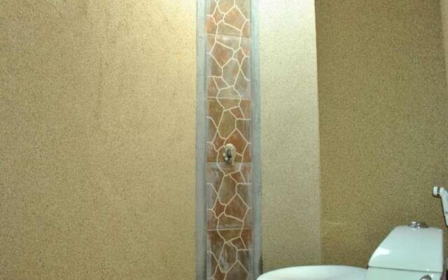 Sudi Guest House