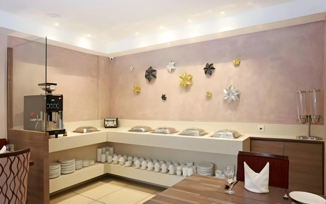 Hotel Parador Agra