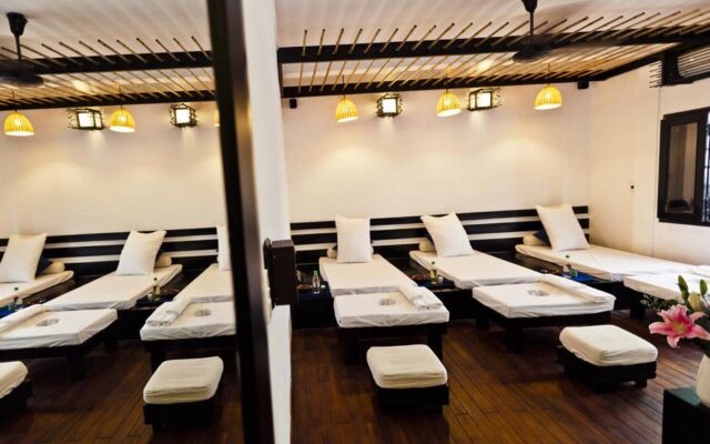 Cinnamon Hotel Saigon