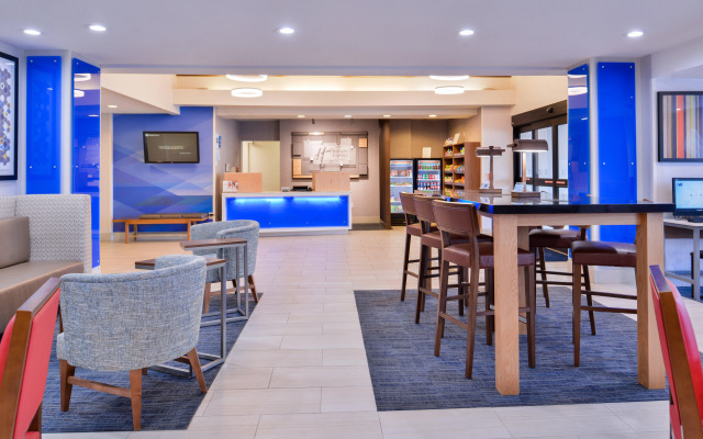 Holiday Inn Express Hotel & Suites Selma, an IHG Hotel