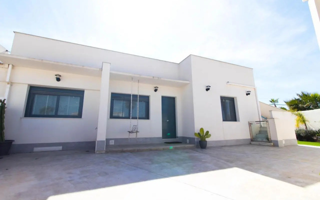 Arenas house