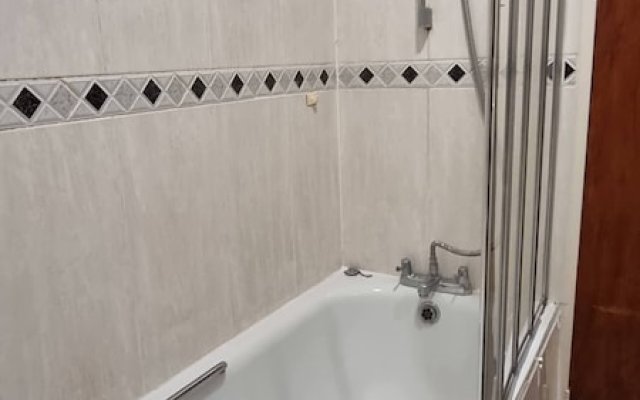 4-bed Apartment in Central London