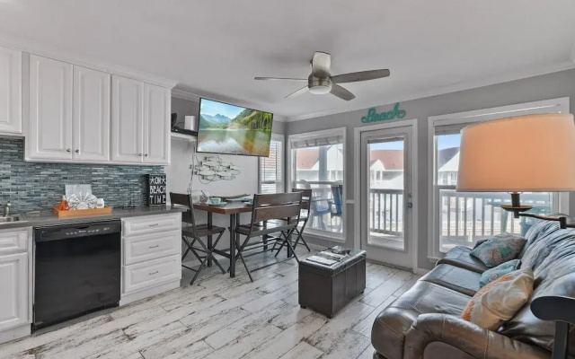 Seascape 1318 in Galveston