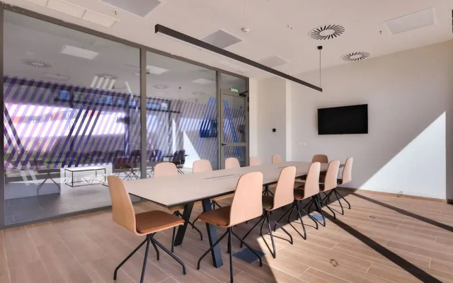 Livensa Living Studios Madrid Alcobendas