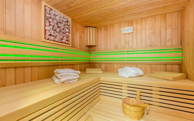 Villa Roko with Pool and Sauna