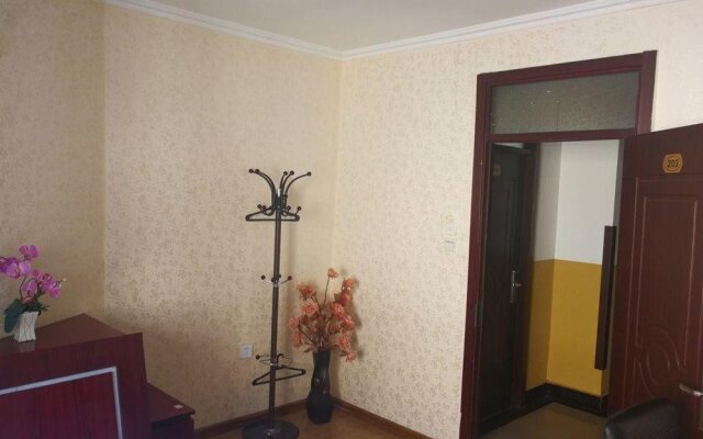 Bihai Jinjing Hostel